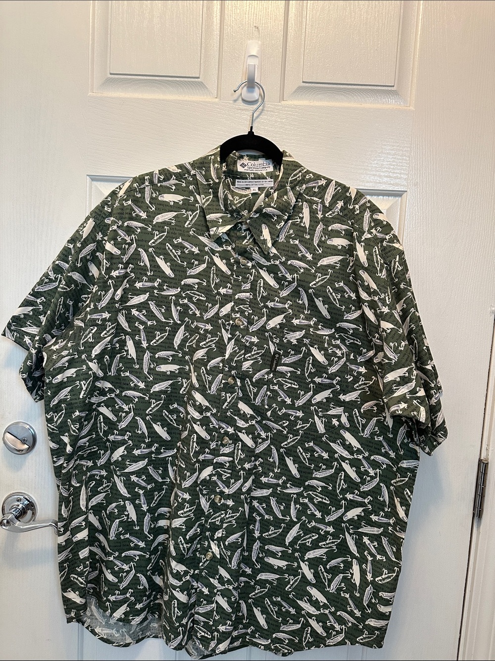 Columbia Men’s 100% Cotton Green Fish Pattern Short Sleeve Button-Down Shirt XL
